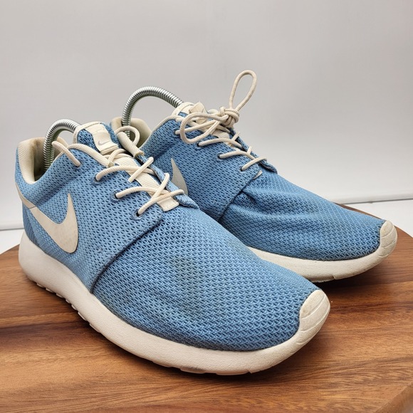 Nike  Roshe Run ID Running‎ Shoes Womens Sz 9.5 Blue Sneakers Brides Maid - Picture 3 of 15